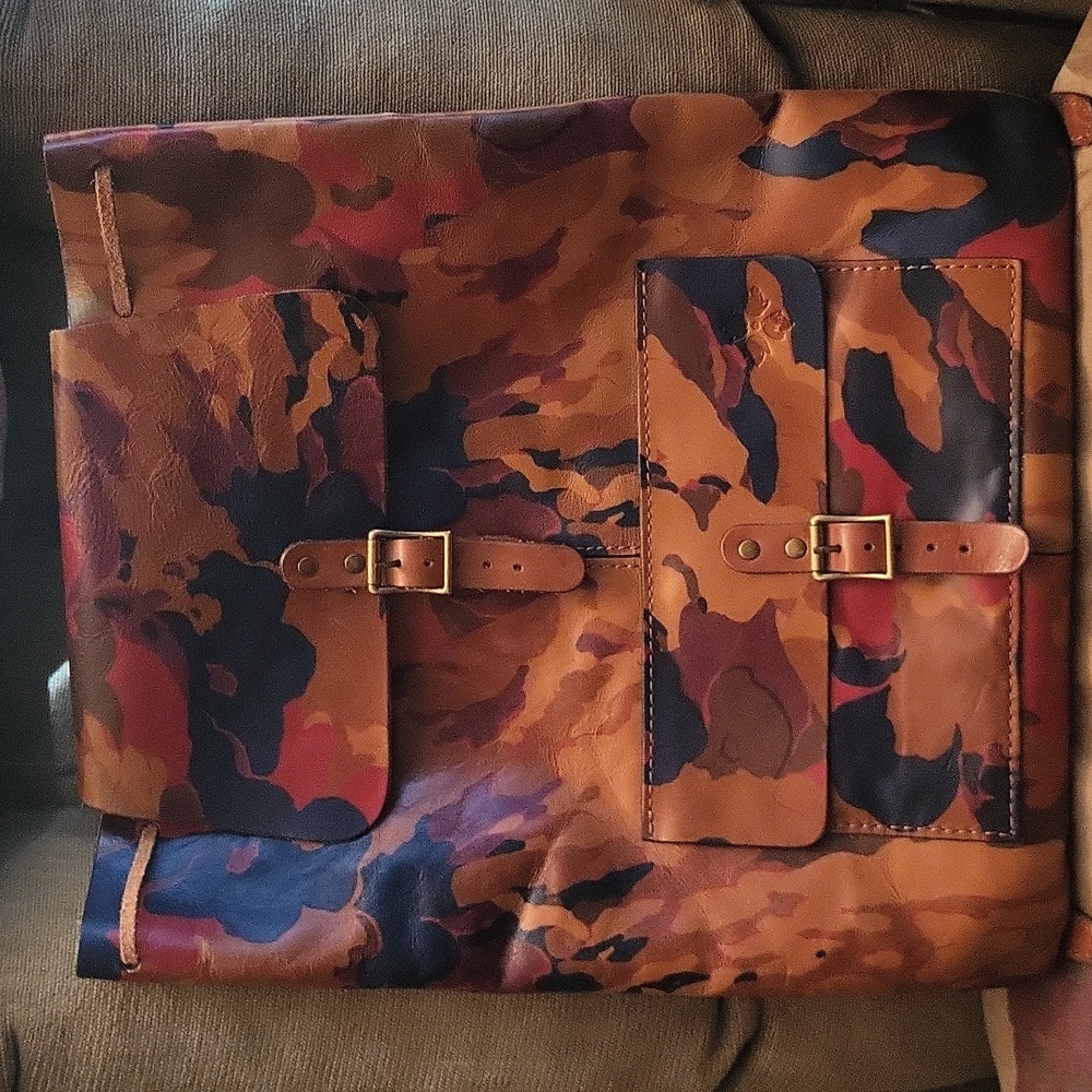 NWOT Gorgeous Patricia Nash Leather Camo Backpack